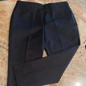Chico’s SO SLIMMING Crop black pants Sz 0 w/side zipper